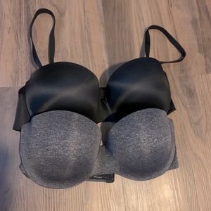 2 Ambrielle push-up bras.